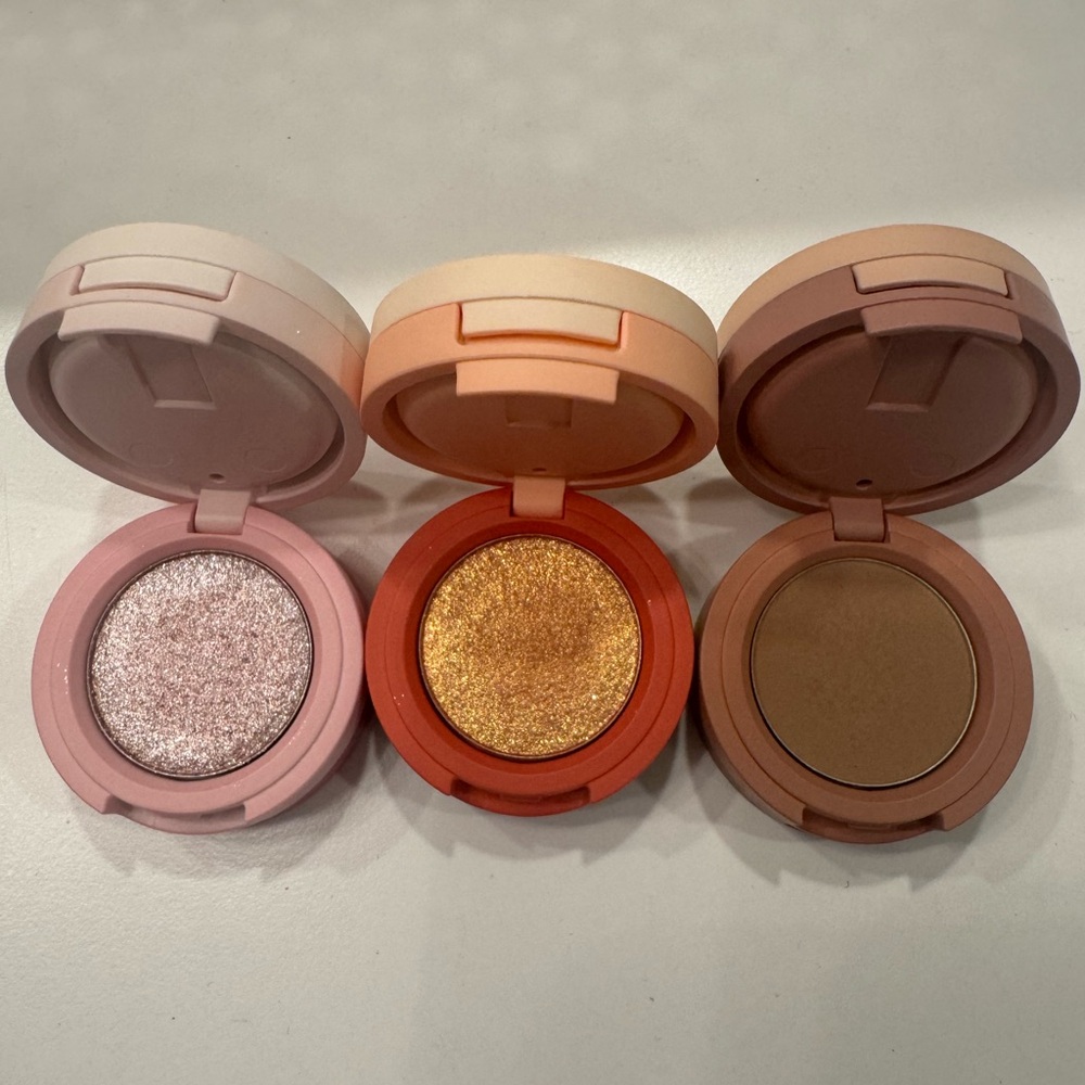 Natasha Denona, Kaja, Moira, and Touch in Sol Eyeshadow Bundle - Picture 5 of 6